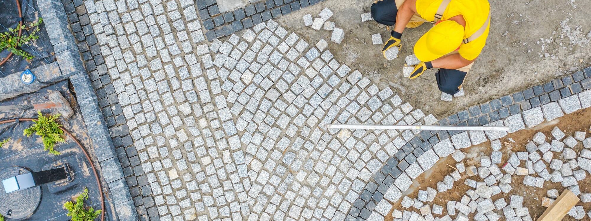 Comment concevoir une all&eacute;e de jardin qui r&eacute;siste au temps et aux intemp&eacute;ries ? Valentigney