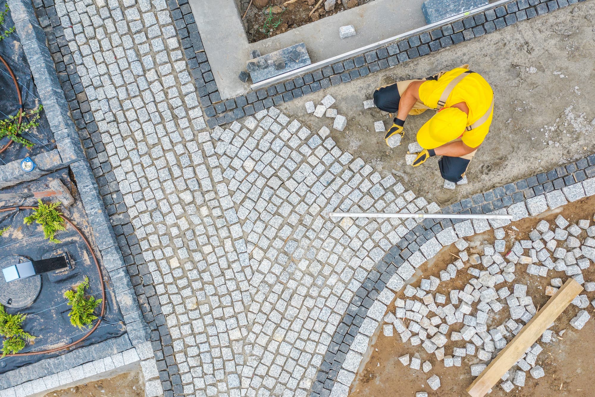 Comment concevoir une all&eacute;e de jardin qui r&eacute;siste au temps et aux intemp&eacute;ries ? Valentigney